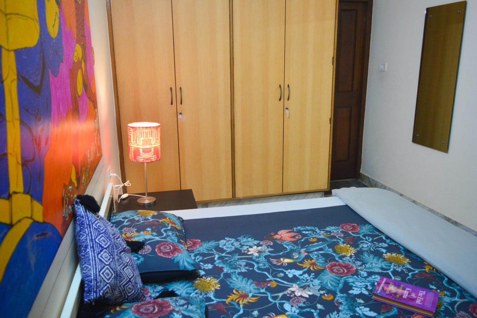 The Hood Hostel Bangalore Exterior photo