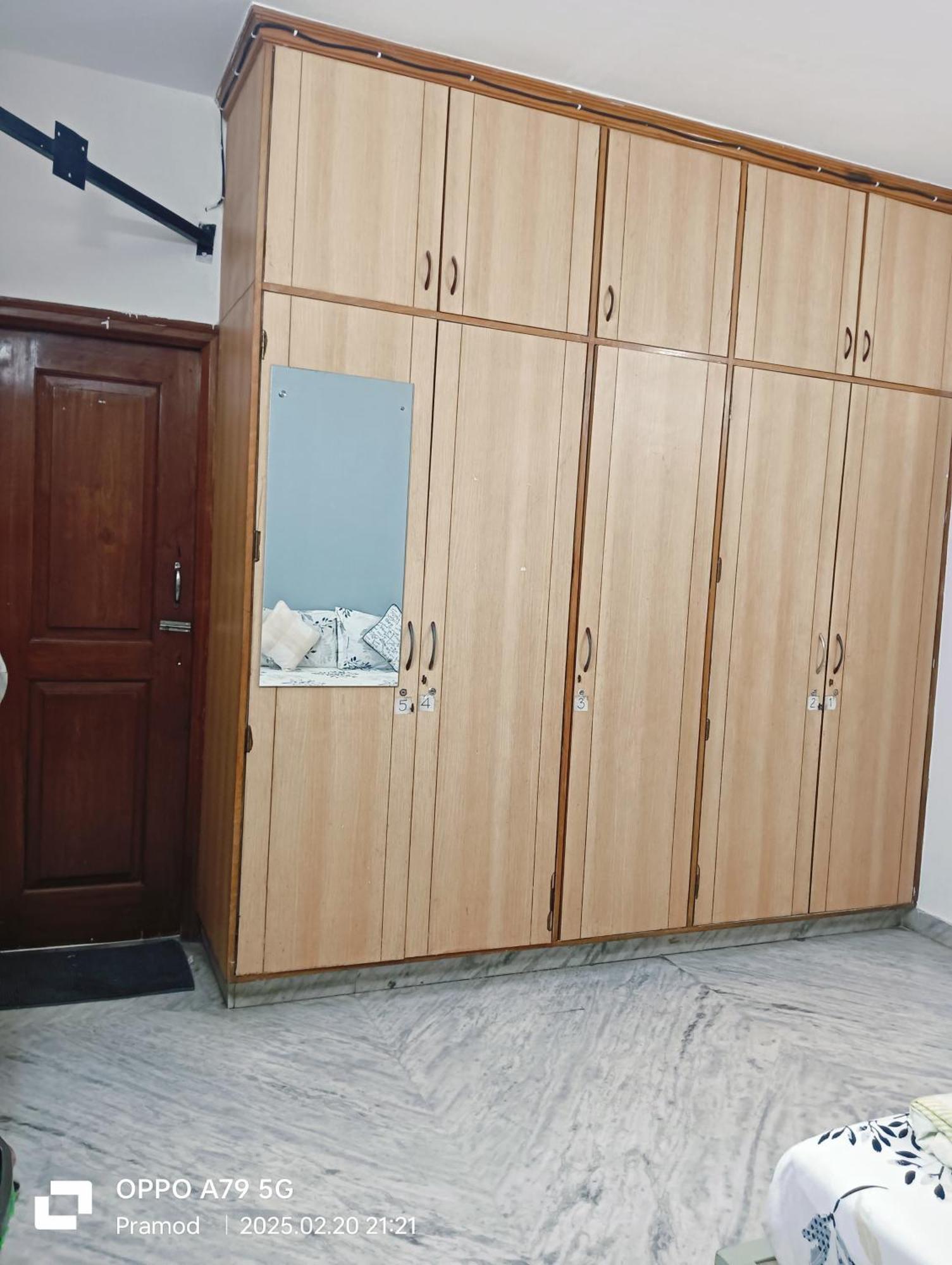 The Hood Hostel Bangalore Exterior photo